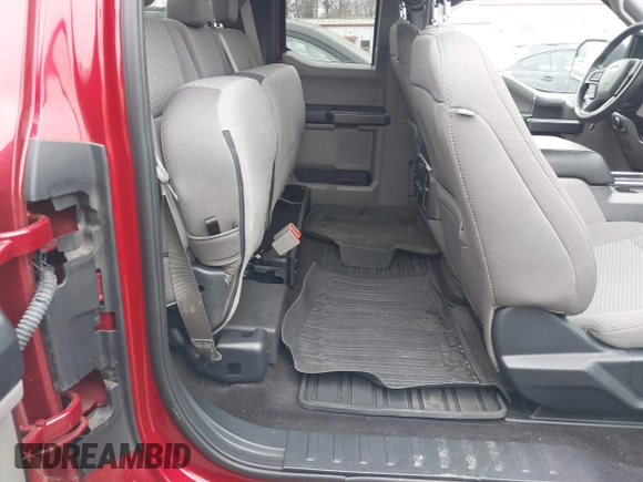2020 Ford F-150 XL z VIN 1FTEX1EP1LFB83133, wystawiony jako IAAI lot #41379181 z przebiegiem 58 119 mil mil oraz . Historia ofert i sprzedaży dostępna na DreamBid. Obrazek 8.