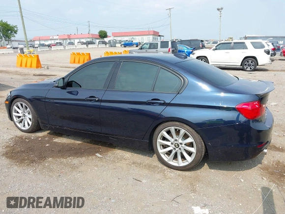 2013 BMW 3 Series 335i xDrive с VIN WBA3B9C53DJ465713, выставлен на аукционе IAAI как лот 42485856 с пробегом 106 716 миль миль и . История ставок и продаж доступна на DreamBid. Изображение 14.