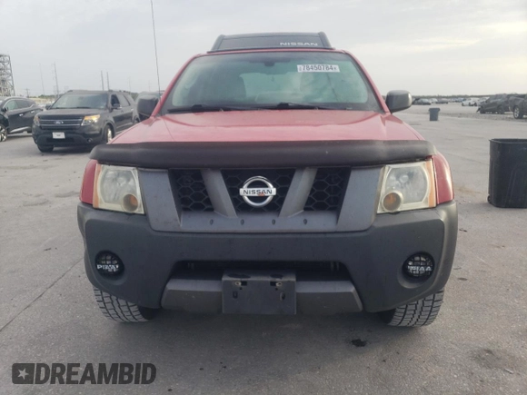 2008 Nissan Xterra X z VIN 5N1AN08WX8C508366, wystawiony jako Copart lot #78450784 z przebiegiem 215 201 mil mil oraz Czysty tytuł • Clean title. Historia ofert i sprzedaży dostępna na DreamBid. Obrazek 5.