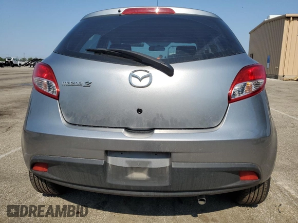 2011 Mazda 2 Sport z VIN JM1DE1HY1B0113087, wystawiony jako Copart lot #60428565 z przebiegiem 57 163 mil mil oraz Szkoda całkowita • Salvage title. Historia ofert i sprzedaży dostępna na DreamBid. Obrazek 6.