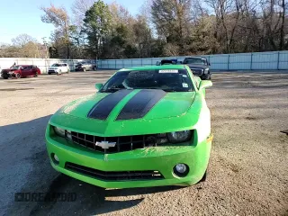 2011 Chevrolet Camaro 1LT z VIN 2G1FB1ED2B9170657, wystawiony jako Copart lot #42118435 z przebiegiem 92 955 mil mil oraz Szkoda całkowita • Salvage title. Historia ofert i sprzedaży dostępna na DreamBid. Obrazek 10.