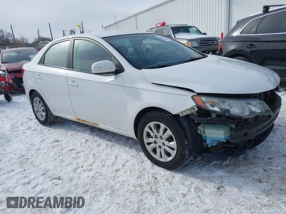 2010 Kia Forte EX z VIN KNAFU4A29A5881479, wystawiony jako IAAI lot #41618116 z przebiegiem 173 794 mil mil oraz . Historia ofert i sprzedaży dostępna na DreamBid. Obrazek 1.