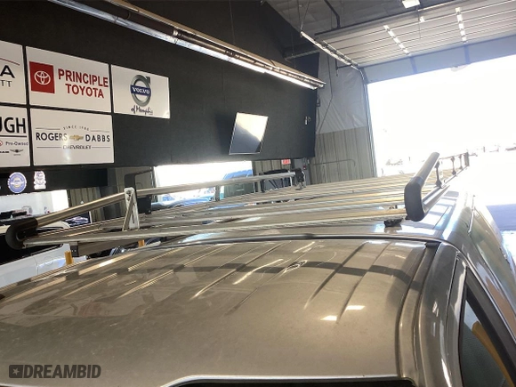 2019 Ford F-150 XL with VIN 1FTMF1C52KKC61957, listed as a IAAI auction lot 41946384 with 190,160 mi miles. Bid and sale history available at carsss.com. Image 1.