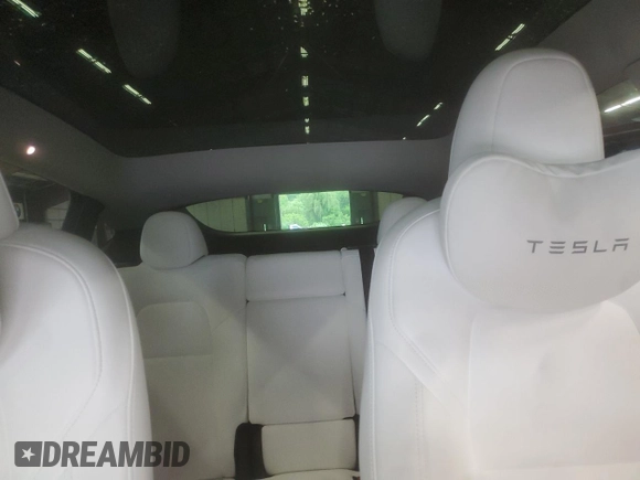 2023 Tesla Model Y Long Range z VIN 7SAYGDEE6PA179733, wystawiony jako Copart lot #58399015 z przebiegiem 45 780 mil mil oraz Szkoda całkowita • Salvage title. Historia ofert i sprzedaży dostępna na DreamBid. Obrazek 10.