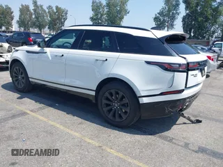 2018 Land Rover Range Rover Velar R-Dynamic SE z VIN SALYL2RX1JA747276, wystawiony jako IAAI lot #42466282 z przebiegiem 51 011 mil mil oraz . Historia ofert i sprzedaży dostępna na DreamBid. Obrazek 3.