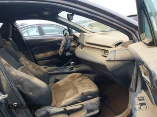 2018 Toyota C-HR XLE with VIN NMTKHMBX3JR042534, listed as a IAAI auction lot 41989059 with Not Provided miles and . Bid and sale history available at DreamBid. Image 5.