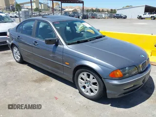 2000 BMW 3 Series 323i z VIN WBAAM3346YCA89155, wystawiony jako IAAI lot #42534172 z przebiegiem 194 656 mil mil oraz . Historia ofert i sprzedaży dostępna na DreamBid. Obrazek 1.