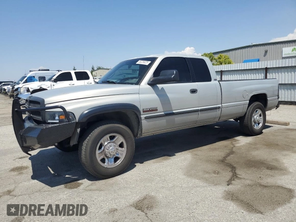 2001 Dodge 2500 with VIN 3B7KC23691G164405, listed as a Copart auction lot 55226025 with 144,428 mi miles and Salvage Title. Bid and sale history available at DreamBid. Image 1.