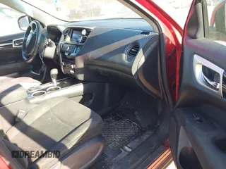 2014 Nissan Pathfinder SV with VIN 5N1AR2MM4EC684765, listed as a IAAI auction lot 41767639 with 200,236 mi miles. Bid and sale history available at carsss.com. Image 5.
