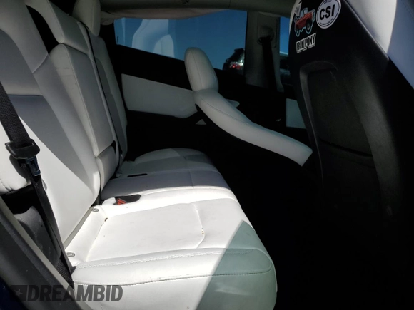 2022 Tesla Model Y Performance z VIN 7SAYGDEF2NF461103, wystawiony jako Copart lot #52198205 z przebiegiem 33 576 mil mil oraz Szkoda całkowita • Salvage title. Historia ofert i sprzedaży dostępna na DreamBid. Obrazek 11.