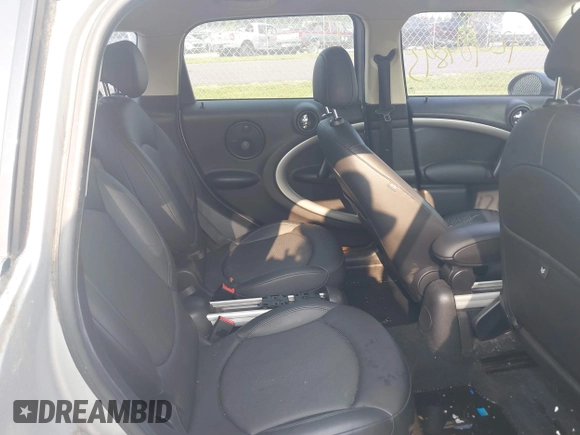 2012 MINI Countryman с VIN WMWZB3C5XCWM30143, выставлен на аукционе IAAI как лот 42404893 с пробегом 143 836 миль миль и . История ставок и продаж доступна на DreamBid. Изображение 8.