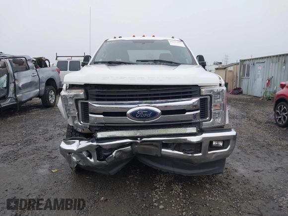 2018 Ford F-350 с VIN 1FT7X3BT4JEB83068, выставлен на аукционе IAAI как лот 41337896 с пробегом 200 841 миль миль и . История ставок и продаж доступна на DreamBid. Изображение 13.