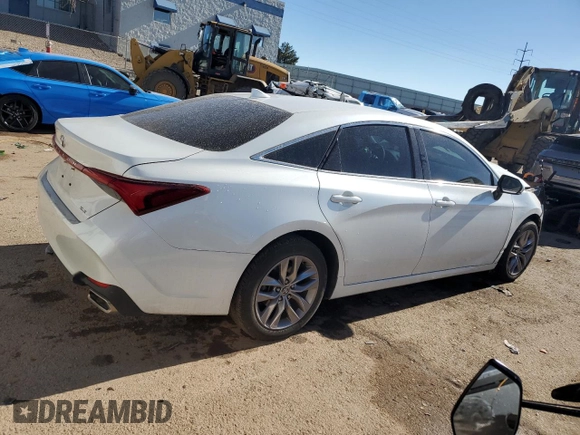 2021 Toyota Avalon XLE z VIN 4T1JZ1FB6MU058522, wystawiony jako Copart lot #88174145 z przebiegiem 24 507 mil mil oraz Szkoda całkowita • Salvage title. Historia ofert i sprzedaży dostępna na DreamBid. Obrazek 3.