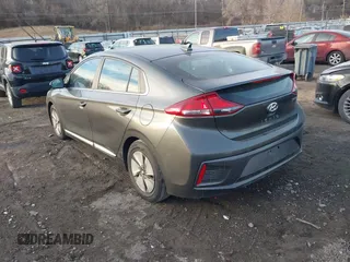 2022 Hyundai Ioniq SE with VIN KMHC75LC6NU275962, listed as a IAAI auction lot 41297650 with 28,274 mi miles and . Bid and sale history available at DreamBid. Image 3.