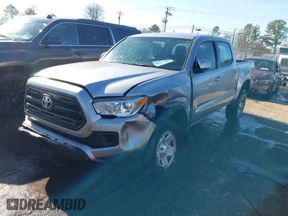 2017 Toyota Tacoma SR with VIN 5TFAX5GN2HX096442, listed as a IAAI auction lot 41667984 with 63,377 mi miles. Bid and sale history available at carsss.com. Image 17.