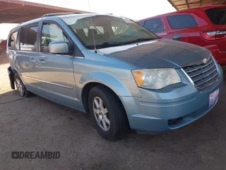 2010 Chrysler Town & Country Touring z VIN 2A4RR5D12AR150755, wystawiony jako IAAI lot #42315967 z przebiegiem 163 993 mil mil oraz . Historia ofert i sprzedaży dostępna na DreamBid. Obrazek 1.