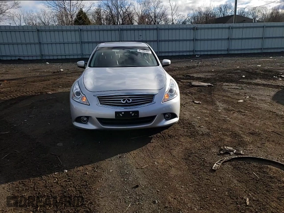 2015 Infiniti Q40 with VIN JN1CV6AR4FM520186, listed as a Copart auction lot 87392404 with 67,775 mi miles and Salvage Title. Bid and sale history available at DreamBid. Image 10.