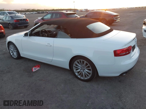 2012 Audi A5 2.0T Premium Plus with VIN WAUJFAFH7CN007652, listed as a IAAI auction lot 40848527 with 9,831 mi miles. Bid and sale history available at carsss.com. Image 14.