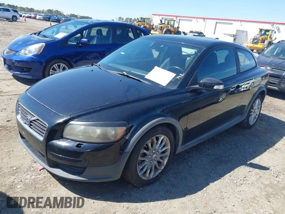 2010 Volvo C30 with VIN YV1672MK6A2178721, listed as a IAAI auction lot 41855907 with 137,362 mi miles and . Bid and sale history available at DreamBid. Image 17.