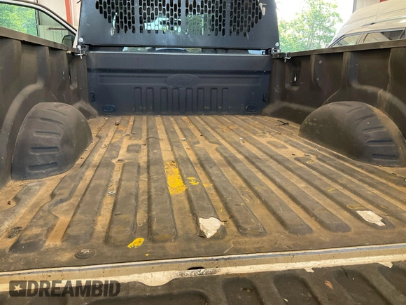2020 Ford F-350 XL with VIN 1FTBF3A68LEC75327, listed as a IAAI auction lot 42677813 with 112,546 mi miles and . Bid and sale history available at DreamBid. Image 21.