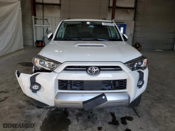 2023 Toyota 4Runner TRD Off Road with VIN JTEPU5JR4P6132677, listed as a Copart auction lot 63940604 with 27,127 mi miles and Clean Title. Bid and sale history available at carsss.com. Image 5.