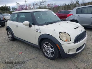 2007 MINI Hardtop S with VIN WMWMF73527TL89861, listed as a IAAI auction lot 41953013 with 111,222 mi miles and . Bid and sale history available at DreamBid. Image 1.