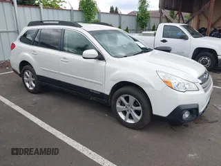 2013 Subaru Outback Premium z VIN 4S4BRBCC4D3266606, wystawiony jako IAAI lot #42323055 z przebiegiem 168 391 mil mil oraz . Historia ofert i sprzedaży dostępna na DreamBid. Obrazek 1.