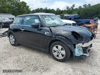 2021 MINI Hardtop 2 Door Cooper with VIN WMWXR3C08M2N83670, listed as a Copart auction lot 58847394 with 25,844 mi miles and Clean Title. Bid and sale history available at carsss.com. Image 4.