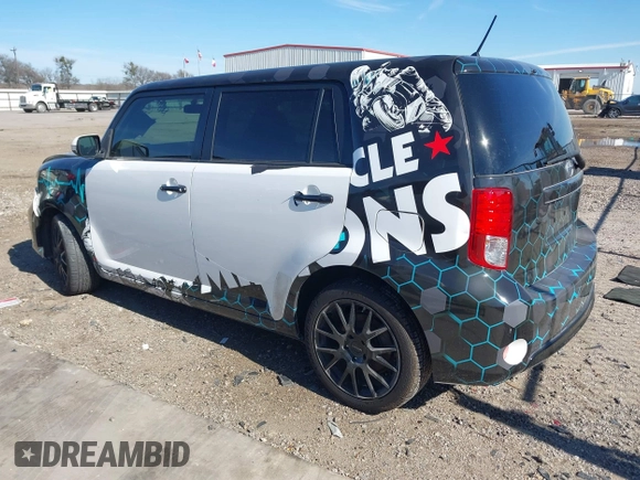 2015 Scion xB with VIN JTLZE4FE7FJ076258, listed as a IAAI auction lot 41317751 with 161,268 mi miles. Bid and sale history available at carsss.com. Image 3.