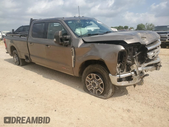 2023 Ford F-350 XL z VIN 1FT8W3BM1PEC98851, wystawiony jako Copart lot #55077865 z przebiegiem 39 819 mil mil oraz Szkoda całkowita • Salvage title. Historia ofert i sprzedaży dostępna na DreamBid. Obrazek 4.
