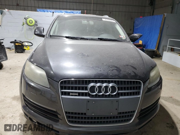 2009 Audi Q7 Premium Plus with VIN WA1AY74L09D019027, listed as a Copart auction lot 41426675 with 144,020 mi miles and Salvage title. Bid and sale history available at DreamBid. Image 5.