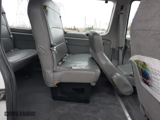 2008 Ford Econoline Wagon XL with VIN 1FDSS31L78DA60161, listed as a IAAI auction lot 41840351 with 151,312 mi miles. Bid and sale history available at carsss.com. Image 8.