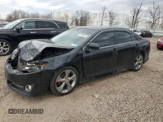 2014 Toyota Camry L with VIN 4T1BF1FK2EU351400, listed as a Copart auction lot 52198935 with 142,318 mi miles and Salvage Title. Bid and sale history available at carsss.com. Image 1.