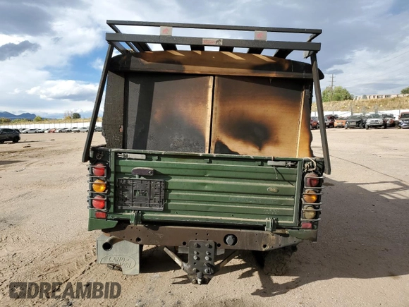 1999 Land Rover Defender with VIN SALLDKH88XA166680, listed as a Copart auction lot 50638085 with Not provided miles and Non repairable. Bid and sale history available at DreamBid. Image 6.
