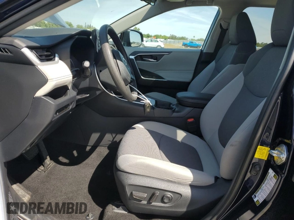 2020 Toyota RAV4 XLE with VIN 2T3W1RFV2LW074325, listed as a Copart auction lot 58693665 with 34,830 mi miles and Salvage title. Bid and sale history available at DreamBid. Image 7.