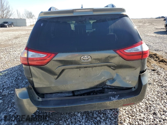 2018 Toyota Sienna LE Auto Access Seat with VIN 5TDKZ3DC6JS939172, listed as a Copart auction lot 47944615 with 130,984 mi miles and Clean Title. Bid and sale history available at carsss.com. Image 6.