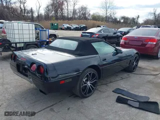 1995 Chevrolet Corvette with VIN 1G1YY32P3S5103855, listed as a IAAI auction lot 41853193 with 71,926 mi miles. Bid and sale history available at carsss.com. Image 4.