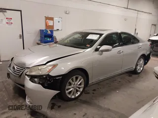 2010 Lexus ES 330 with VIN JTHBK1EG9A2384430, listed as a IAAI auction lot 41947592 with 126,296 mi miles and . Bid and sale history available at DreamBid. Image 2.