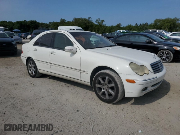 2004 Mercedes-Benz C 240 с VIN WDBRF61J84E016034, выставлен на аукционе Copart как лот 56118485 с пробегом Не указан миль и Списание • Salvage title. История ставок и продаж доступна на DreamBid. Изображение 4.