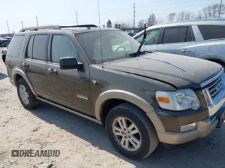 2008 Ford Explorer Eddie Bauer with VIN 1FMEU74828UA51471, listed as a IAAI auction lot 41770347 with 152,446 mi miles. Bid and sale history available at carsss.com. Image 1.