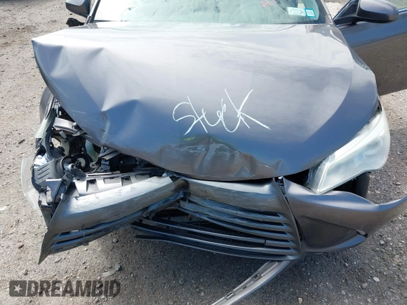 2015 Toyota Camry XLE with VIN 4T4BF1FKXFR465183, listed as a IAAI auction lot 41994681 with 113,891 mi miles and . Bid and sale history available at carsss.com. Image 10.