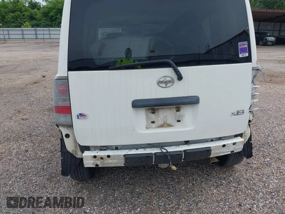 2005 Scion xB z VIN JTLKT324154018321, wystawiony jako IAAI lot #42189716 z przebiegiem 204 574 mil mil oraz . Historia ofert i sprzedaży dostępna na DreamBid. Obrazek 13.