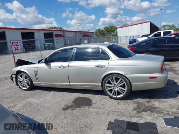 2009 Jaguar XJ with VIN SAJWA94C49TH30042, listed as a IAAI auction lot 41898085 with 145,832 mi miles and . Bid and sale history available at DreamBid. Image 14.