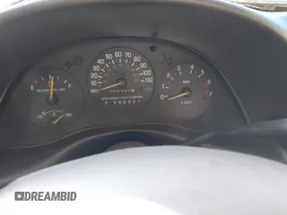 1998 Chevrolet Lumina with VIN 2G1WL52M9W9177667, listed as a IAAI auction lot 41326983 with 209,388 mi miles and . Bid and sale history available at DreamBid. Image 7.
