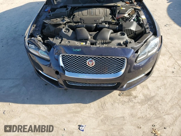 2017 Jaguar XJ with VIN SAJWJ2GD2H8W08337, listed as a Copart auction lot 44454715 with 89,424 mi miles and Salvage Title. Bid and sale history available at carsss.com. Image 11.