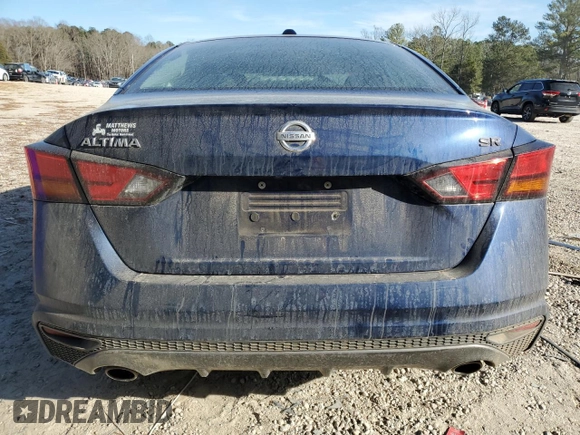 2019 Nissan Altima SR with VIN 1N4BL4CV8KC131019, listed as a Copart auction lot 43117245 with 132,327 mi miles and Salvage Title. Bid and sale history available at carsss.com. Image 6.