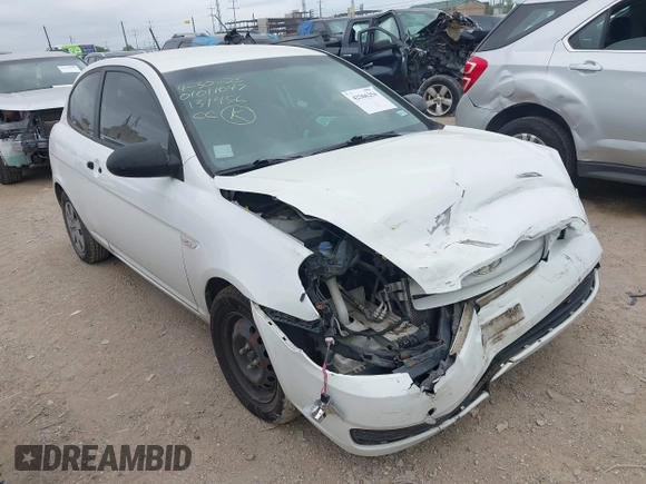 2009 Hyundai Accent GS с VIN KMHCM36C89U131456, выставлен на аукционе IAAI как лот 42366254 с пробегом 121 558 миль миль и . История ставок и продаж доступна на DreamBid. Изображение 1.