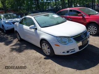 2008 Volkswagen Eos Turbo with VIN WVWAA71F98V040279, listed as a IAAI auction lot 42211570 with 138,453 mi miles and . Bid and sale history available at DreamBid. Image 1.