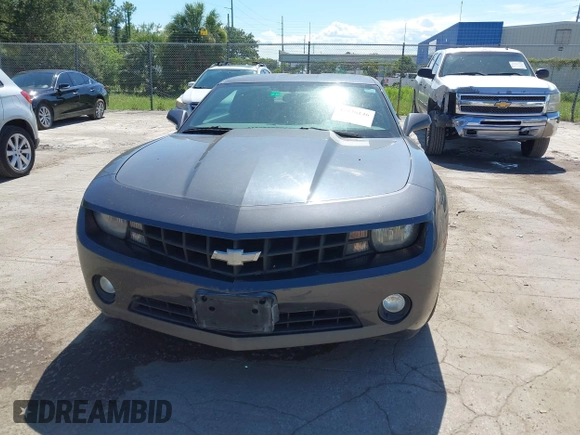 2011 Chevrolet Camaro 1LT с VIN 2G1FF1ED9B9136767, выставлен на аукционе IAAI как лот 42526146 с пробегом 196 023 миль миль и . История ставок и продаж доступна на DreamBid. Изображение 6.