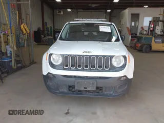 2017 Jeep Renegade Sport with VIN ZACCJBAB6HPE76894, listed as a IAAI auction lot 42106358 with 61,873 mi miles and . Bid and sale history available at carsss.com. Image 12.